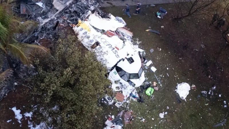 Brazil plane crash kills all 61 on board
