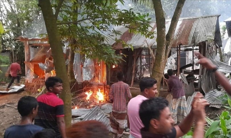 Mother gang-raped after son held hostage: Vandalism-fire at houses of 4 accused