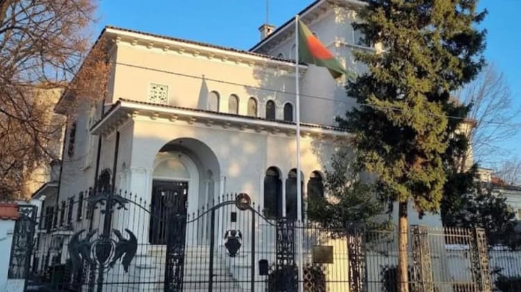 Embassy warns Bangladeshis in four countries over social media use