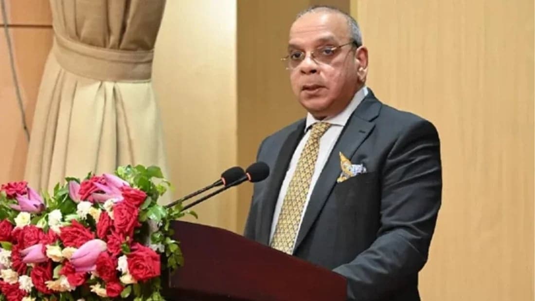 Judges must rise above politics to perform their duties: Chief Justice