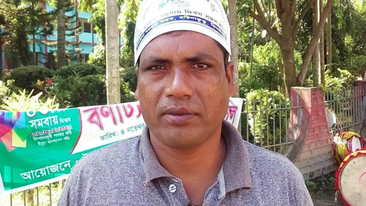 UP member hacked to death in Jhenaidah