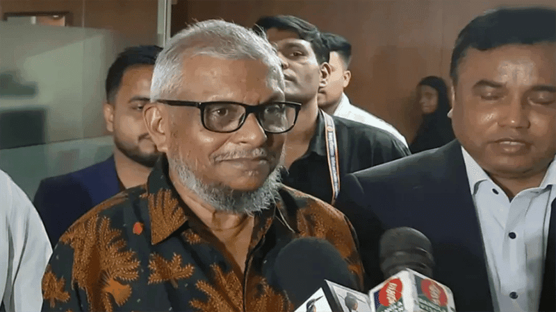 Malaysian labor market to reopen soon: Minister