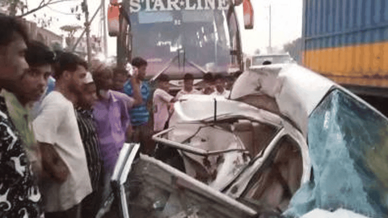 4 killed in Comilla road crash