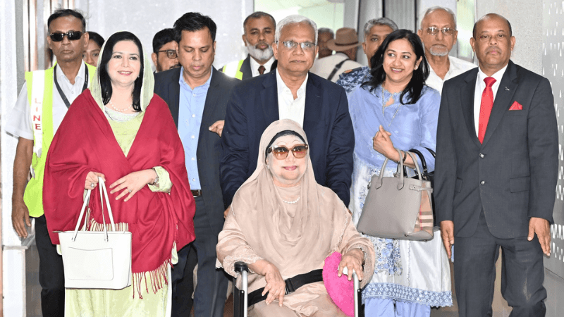 চিকিৎসকদের পরামর্শে সম্পূর্ণ বিশ্রামে খালেদা 