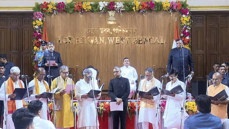 35 more MLAs inducted into Suvendu's cabinet