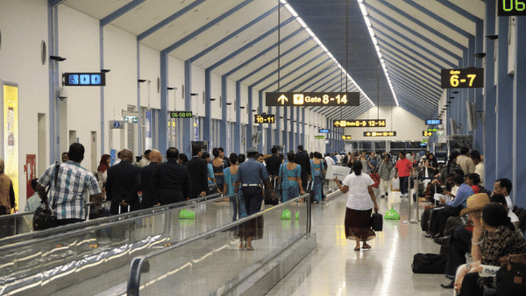 Bangladeshi detained over tk 19 lakh cigarette smuggling in Sri Lanka