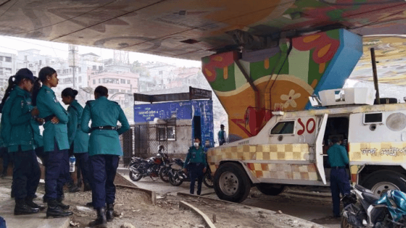 Police on high alert as Titumir College students continue road blockade