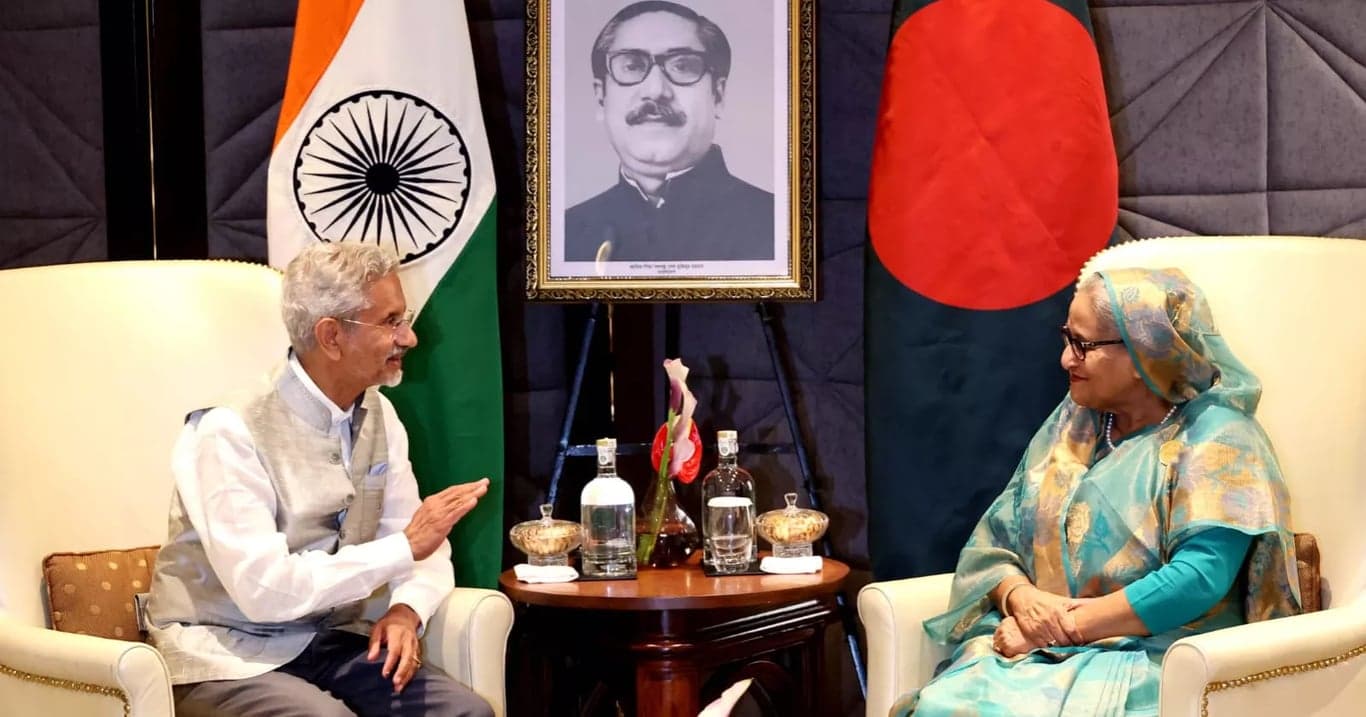 Jaishankar meets PM Hasina, discusses issues of mutual interest