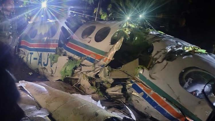 Air ambulance crashes in India's Jharkhand, 7 killed