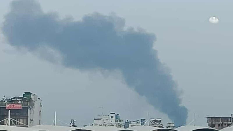 Fire breaks out in residential building in Shewrapara