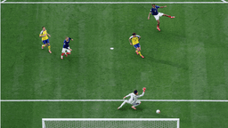 Barcola strikes as France double advantage over Sweden