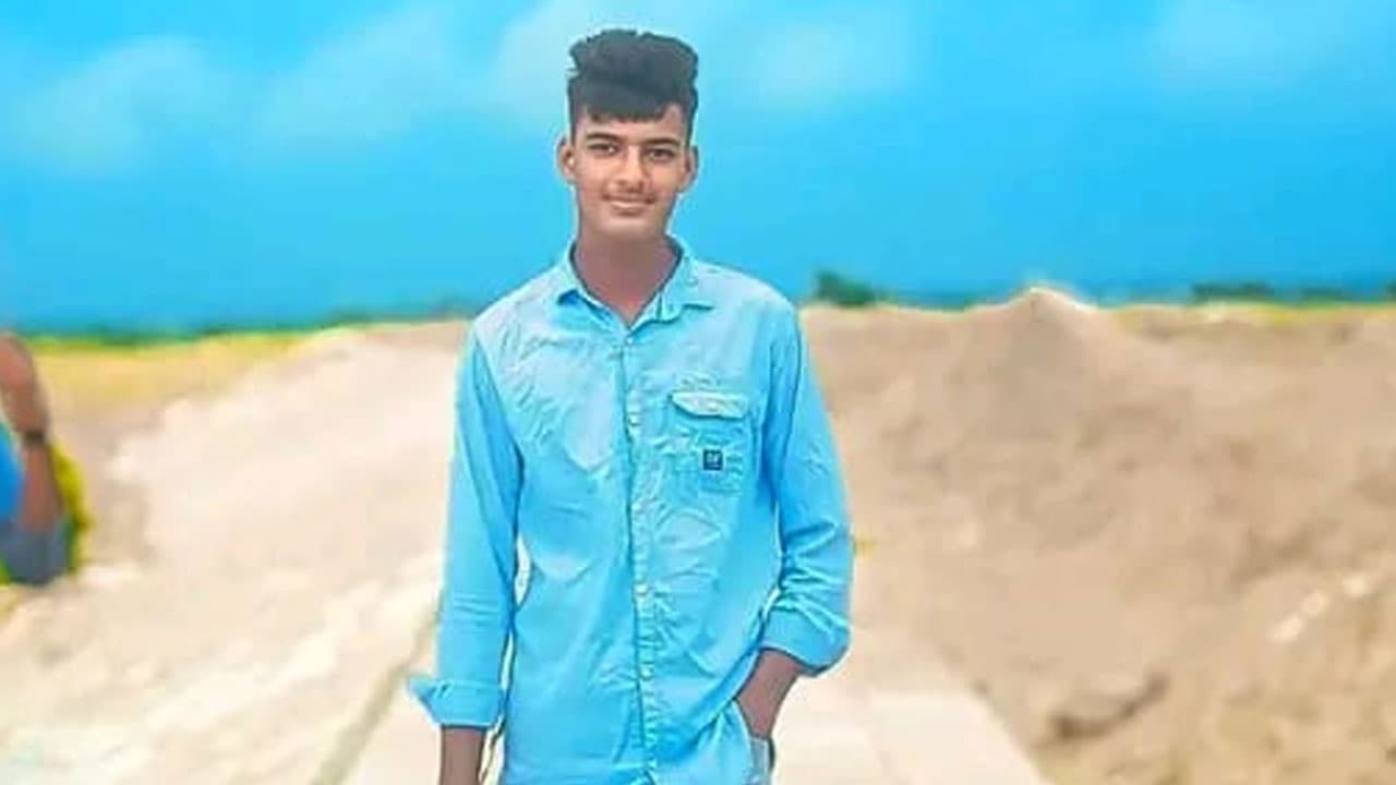 Teenager beaten to death over cow damaging paddy field in Pabna