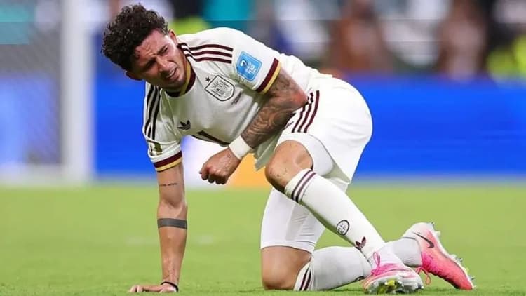 Spain sweats over key stars' fitness ahead of crucial knockout stage