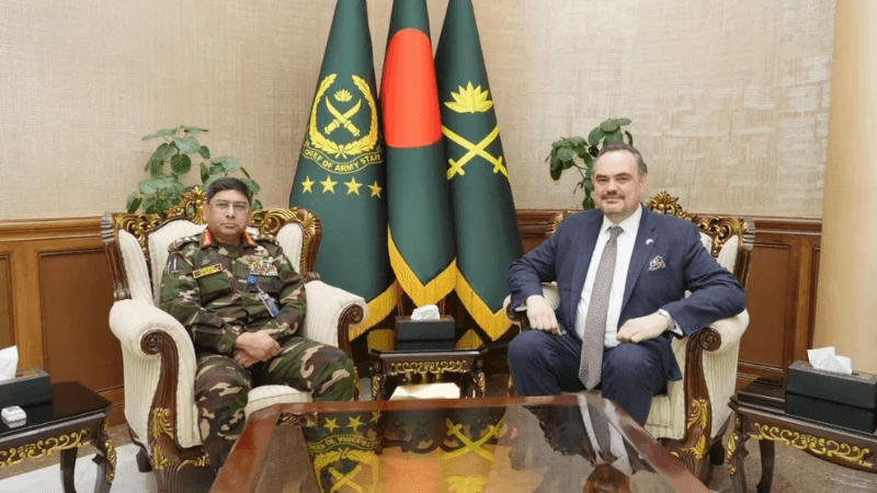 US ambassador calls on army chief