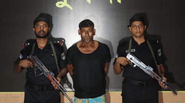 RAB arrests 'Khabir Bahini' chief with firearm in Khulna