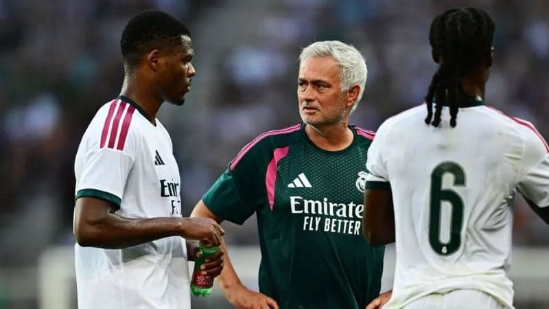 Mourinho's Madrid return ends in frustration after 2-2 draw against Fiorentina