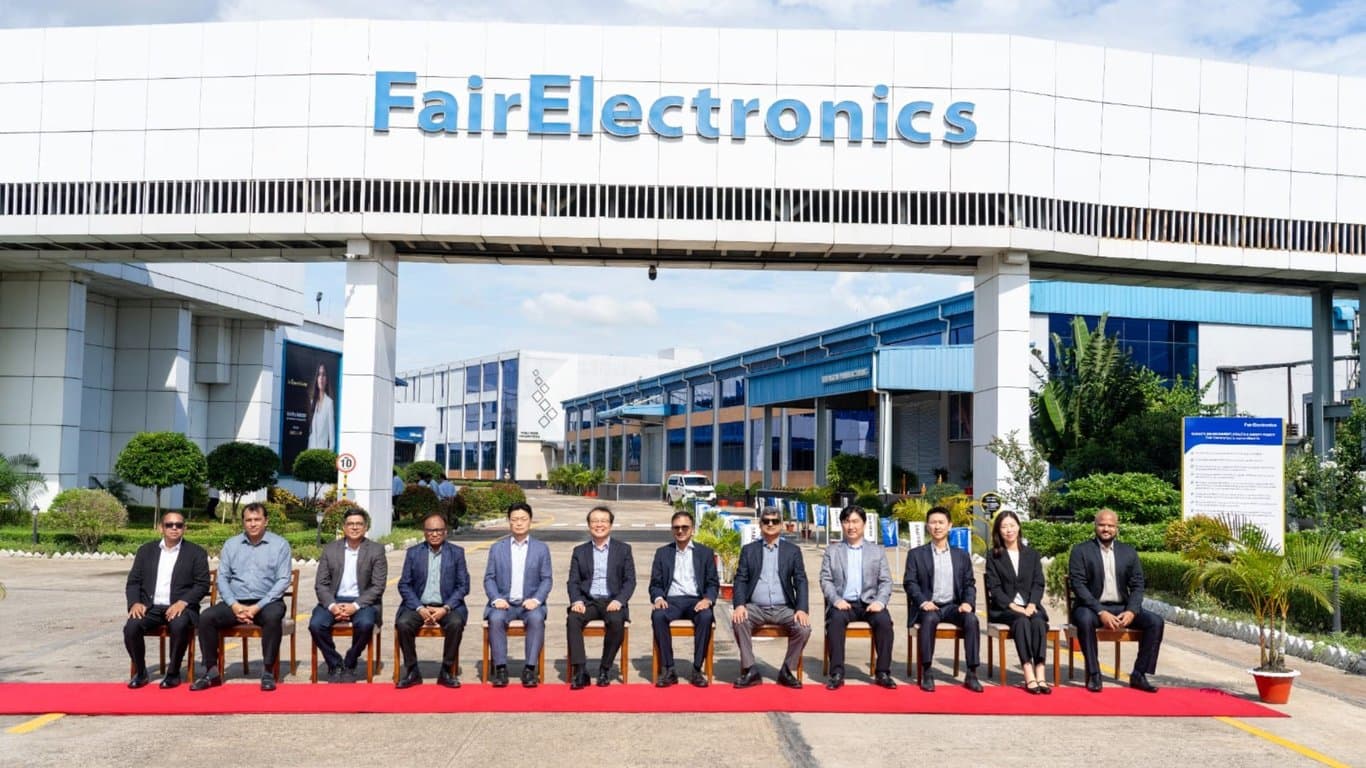 Korean Ambassador underscores industrial ties during fair electronics visit