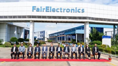 Korean Ambassador underscores industrial ties during fair electronics visit