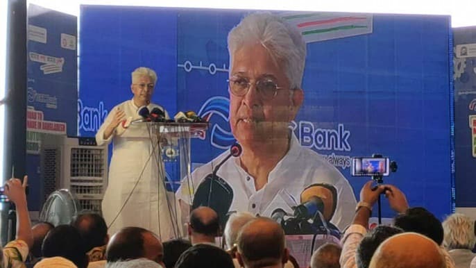 Industries adviser pledges policy support for agriculture and automobile sectors