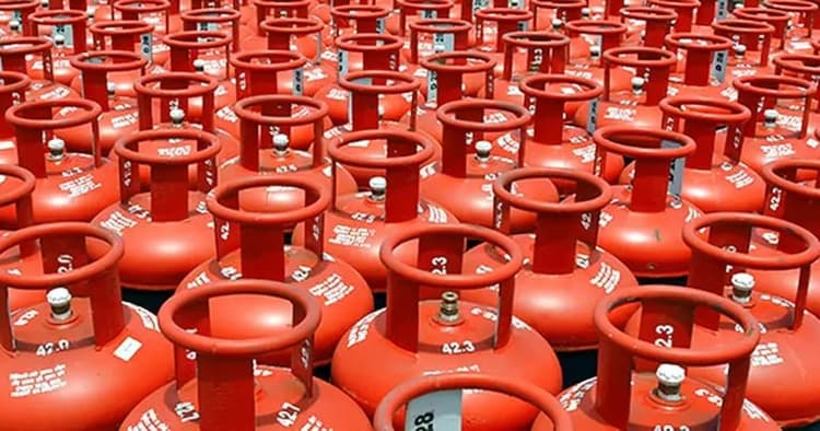 12kg LPG cylinder price jumps by Tk 252