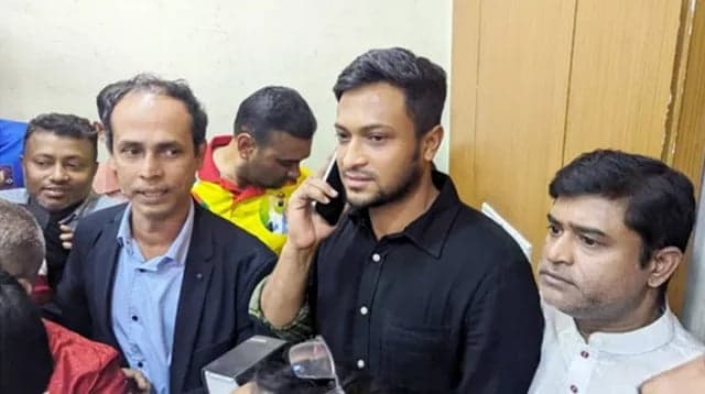 Shakib submits nomination papers for 3 seats