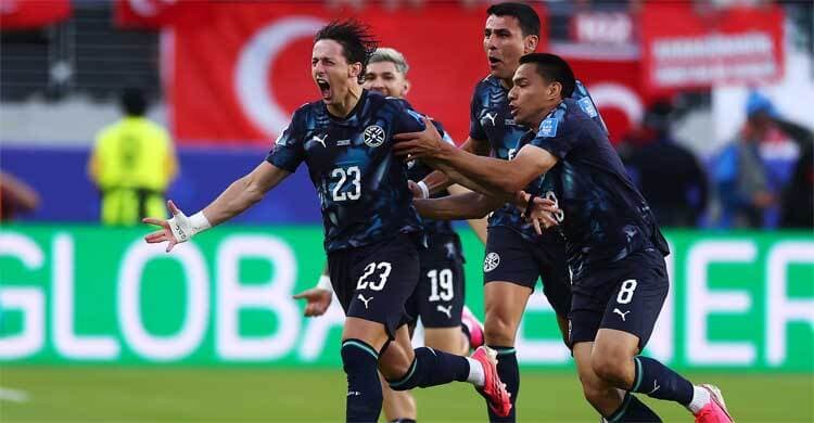 Paraguay take 1-0 half-time lead against Turkey in do-or-die clash