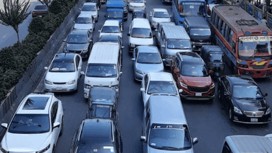 Students' blockade causes severe traffic congestion across capital