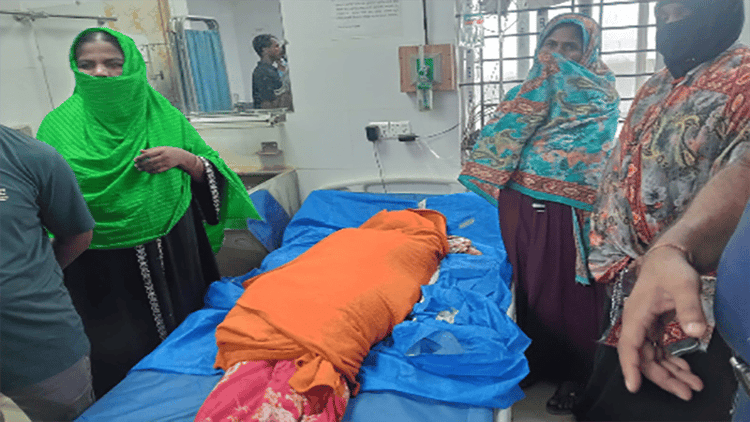 Housewife dies in lightning strike in Cox's Bazar