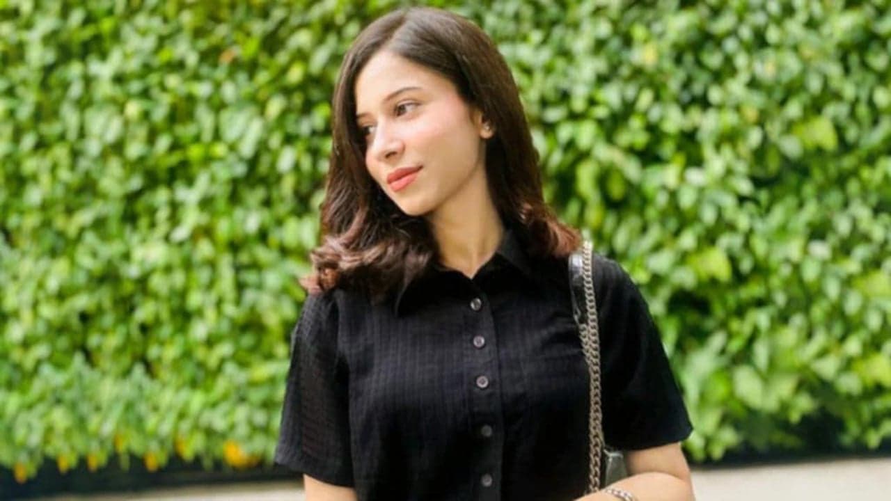 Legal notice seeks Tk3cr compensation JU student Afsana’s family