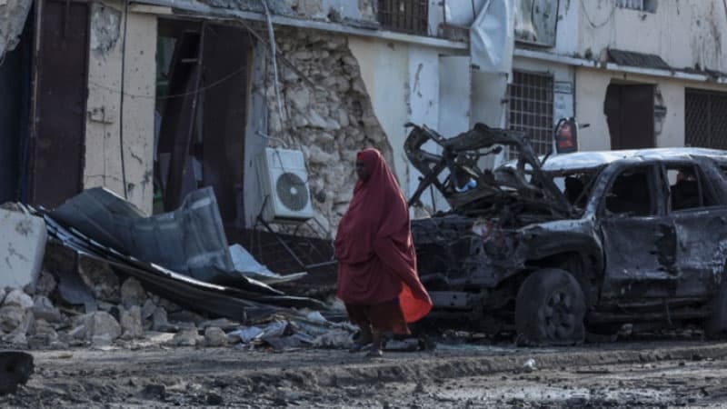 Car bomb kills Somalis watching Euro football final