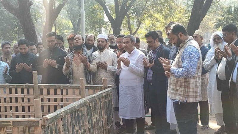 Adviser Hasan Ariff laid to rest