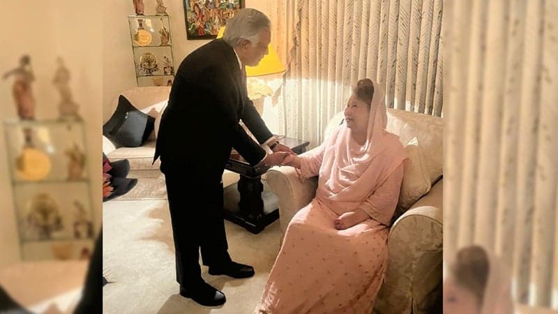 Pakistan Deputy PM visits Khaleda Zia at Gulshan
