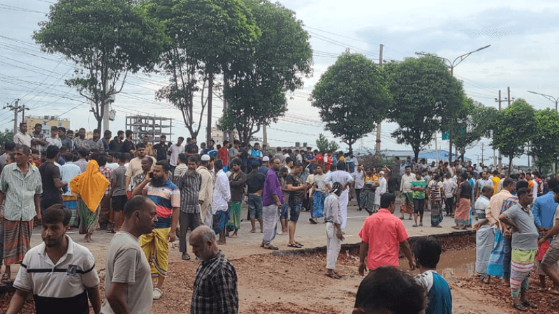 Dhaka-Aricha Highway blocked over waterlogging