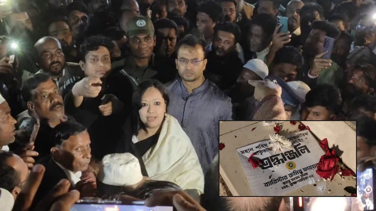  150 sued for obstructing Rumeen Farhana from laying wreath at Shaheed Minar