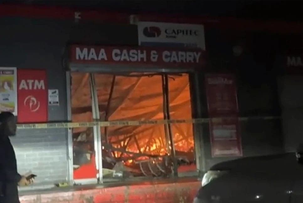 6 Bangladeshis killed in South Africa shop fire