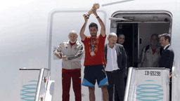 Yamal, Rodri return home with World Cup trophy