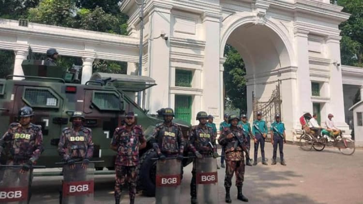 Government in a tough stance to tackle 'Dhaka Lockdown'