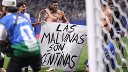 UK calls for FIFA inquiry into ‘Falklands are Argentine’ banner