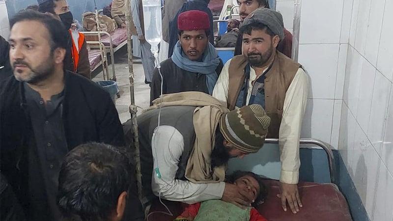 Double suicide bombing at military base in Pakistan leaves 21 dead