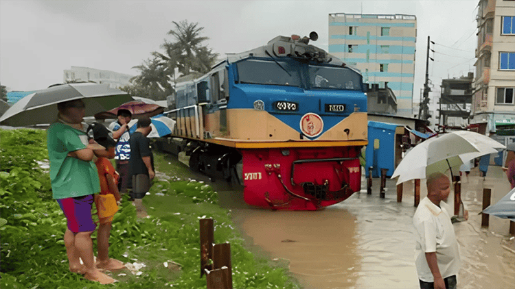 Dhaka-Cox's Bazar rail link suspended as floodwaters swamp tracks