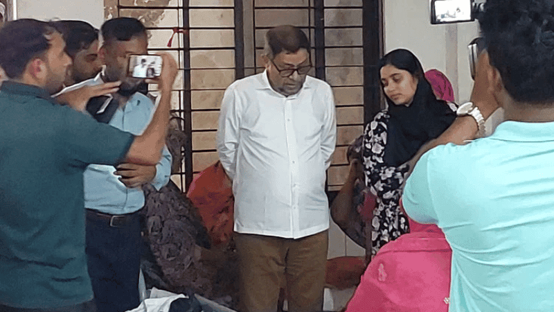 Health Minister's surprise visit, hospital deputy director withdrawn