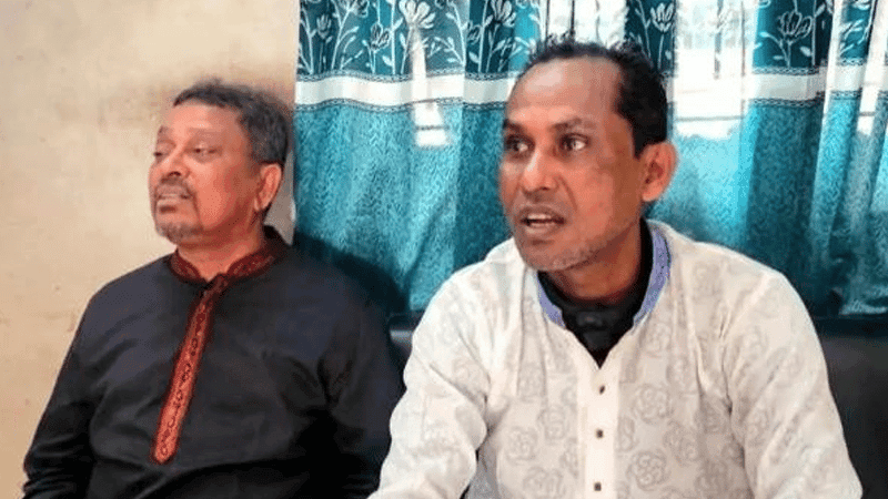 Two AL leaders arrested while paying tribute at Shaheed Minar