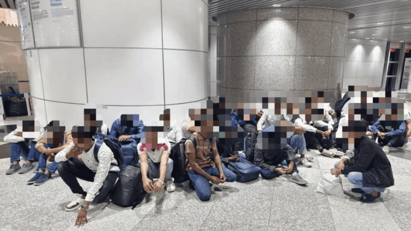 51 Bangladeshis arrested for trying to enter Malaysia as tourists