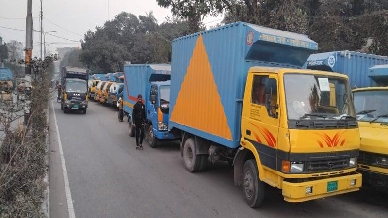 Tejgaon truck stand occupied again, daily income of Tk1.5 lakh