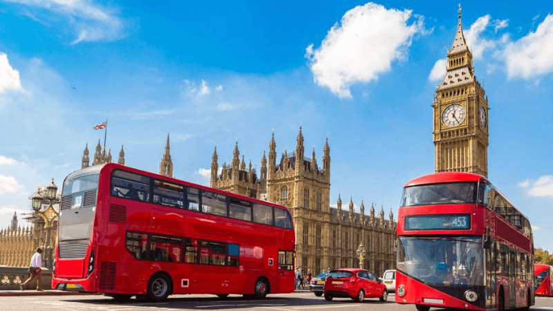 UK sends back 15 Bangladeshis for immigration violations
