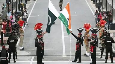 India, Pakistan agree to reduce troops at border