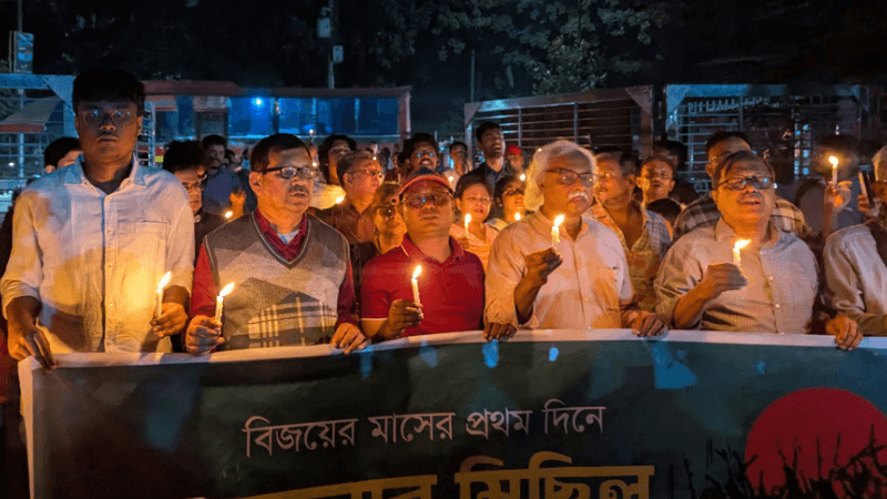Light procession in Dhaka on first day of victory month