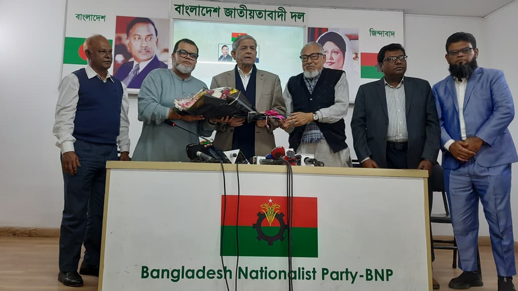 Syed Ehsanul Huda dissolves party, joins BNP