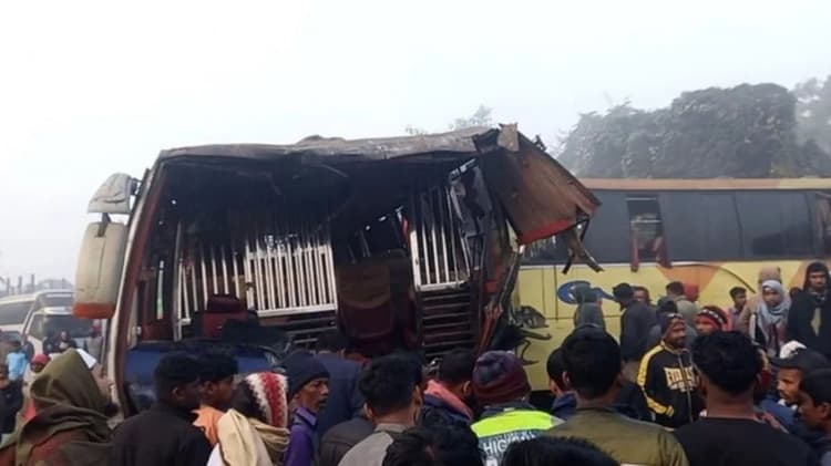 2 killed, 10 injured as three buses collide head-on in Sylhet