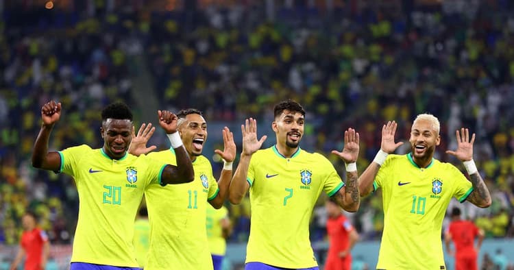 Who will be Brazil's possible opponents in the knockout round?